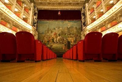 Al Teatro della Fortuna di Fano MADONNA LIKE A VIRGIN, Roberto Molinelli, direttore e arrangiatore