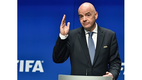 FIFA, Infantino si sbilancia: Realistico pensare alla VAR per i Mondiali 2018
