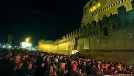 Roma, nel Capodanno low cost la notte si spegne dopo il brindisi