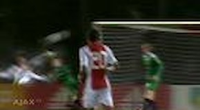 Ajax, sforbiciata perfetta e palla all'incrocio: Sierhuis incanta in Youth League

