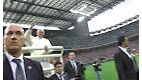 Papa a Milano, il boato degli 80mila di San Siro