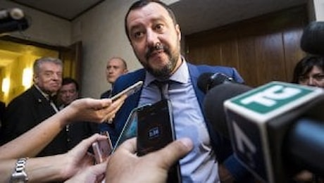 Migranti, Salvini: Oggi vedo Conte e Di Maio per proposta italiana a vertice Ue