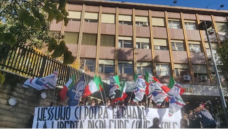 Collettivi contro studenti di destra, tre giorni di passione alla Sapienza: flop di FdI