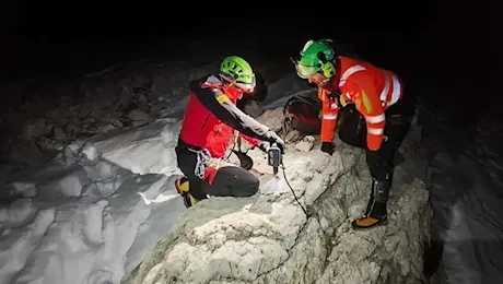 Tre scalatori padovani bloccati sui Lastoi de Formin a Cortina: salvati dal Soccorso alpino