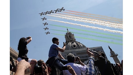 Aerei militari nei cieli di Roma: sono le prove delle Frecce Tricolori per lo show del primo novembre