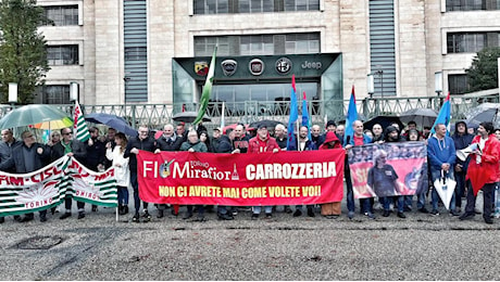 Sciopera l'Italia dell'auto, in piazza a Roma 1.500 operai torinesi: «Difendiamo un settore strategico»