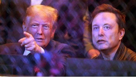 Il regalo di Trump a Musk, agevolare il mercato dei veicoli a guida autonoma