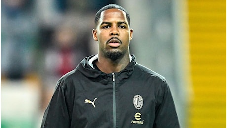 Maignan dimesso dall'ospedale dopo l'infortunio in Udinese - Milan, come sta dopo il duro scontro con Jimenez