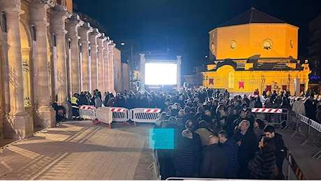 Siracusa, torna dopo dieci anni il corpo di Santa Lucia: folla di fedeli per l’omaggio alla patrona