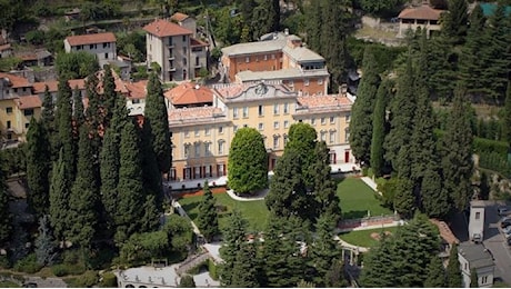 Lvmh compra dall’Opus Dei il castello di Urio sul lago di Como: diventerà un hotel di lusso