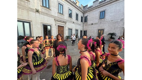 Corigliano-Rossano a Ballando con le Stelle: Castello Ducale da sfondo a competizione ballerini. Straface: Con Occhiuto promozione senza precedenti