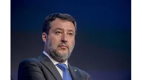 Naufragio Cutro, Salvini «solidale con i militari» per i quali la Procura chiede rinvio a giudizio