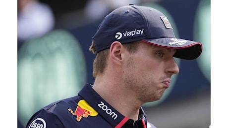 F1, Max Verstappen condannato ai lavori socialmente utili: cosa è successo a Singapore