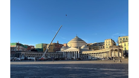 X Factor 2024, per la finale a Napoli chiuse strade e il colonnato di piazza Plebiscito