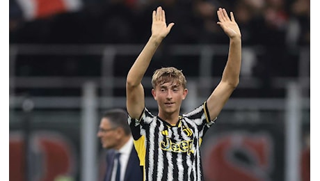 Juventus, offerta dello Stoccarda per Huijsen: le cifre e la posizione del giocatore