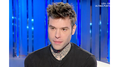 Fedez dopo il ricovero polemizza con i giornalisti: Ecco i referti medici