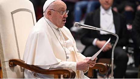 Tensione tra Israele e Papa Francesco: accuse reciproche su Gaza e permessi negati