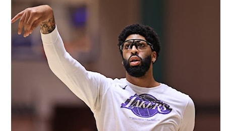 NBA, Anthony Davis può tornare in campo: Ma non metto gli occhiali come al liceo