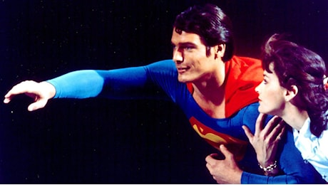 Vent’anni fa moriva Christopher Reeve: la vita spezzata di “Superman”, paralizzato dopo una caduta a cavallo