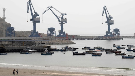 La Cina ha inaugurato il suo megaporto in Perù, che ha anche un tunnel sotterraneo di due chilometri