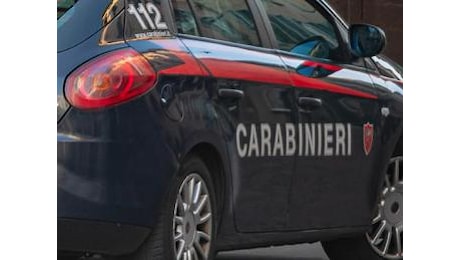 Napoli, 13enne accoltellato per un pallone: l’aggressore è un coetaneo