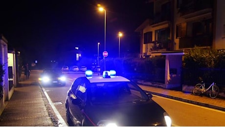 Padova, sequestra mamma e figlio di 5 anni: arrestato dopo una fuga di 100 chilometri