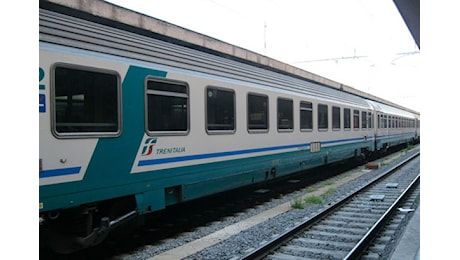 Treni sospesi in Calabria, riprende parzialmente la circolazione: in uso un unico binario