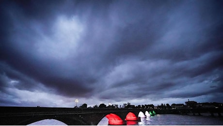 Previsioni meteo, weekend con estremo maltempo su tutta Italia, nubifragi al Sud fino a martedì