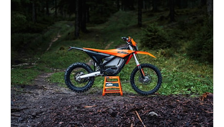 KTM non molla sull'elettrico e presenta la nuova Freeride E