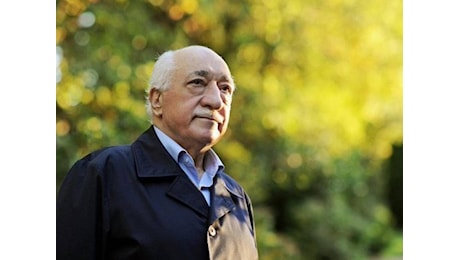 L'impero dei sermoni, l'amicizia con Erdogan, il golpe: chi era Fetullah Gülen