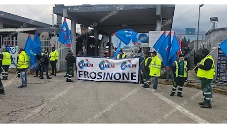 Piedimonte San Germano, Stellantis, ancora proteste da parte dei lavoratori a un passo dal licenziamento - Foto 1 di 2