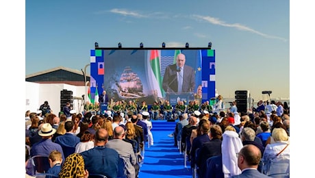 Inaugurato Villaggio Italia di Abu Dhabi, 31ma tappa del tour mondialeNave Amerigo Vespucci