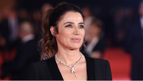 Festa del Cinema di Roma: la coda mossa di Luisa Ranieri e gli altri beauty look del red carpet di apertura