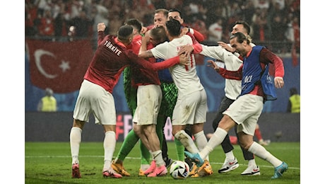 Euro 2024, Doppietta di Demiral realizza il sogno turco: Austria battuta 2-1