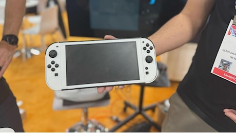 Nintendo Switch 2: Genki svela un Dummy Model al CES 2025 e indica un possibile periodo di uscita