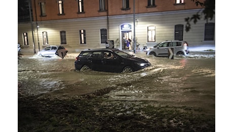 Maltempo da Nord a Sud, esondazioni e allagamenti in tutta Italia: cosa succede