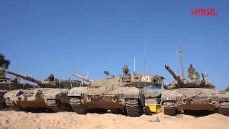 L'esercito israeliano si prepara a un'operazione nel sud del Libano: il video