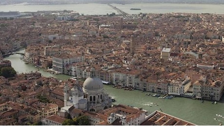 Venezia, primi limiti ai proprietari per gli affitti turistici