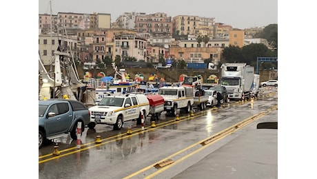 Maltempo, saltano i collegamenti per le isole