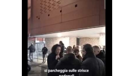 'Sono la figlia di James Senese'. La lite con Borrelli e poi l'arrivo del padre - VIDEO