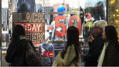 A Genova il Black Friday non decolla: “Colpa di pos in tilt, sciopero e caro vita”