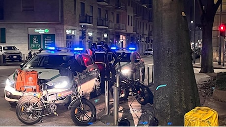 Milano, incidente in via Cadore: rider pachistano di 44 anni investito e ucciso da un'auto