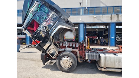 Ferentino (FR) - Scoperto un 'mostro della strada' truccato, multa e provvedimenti per il conducente