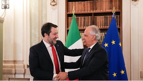 Salvini «fa visita» a Piantedosi: questo posto mi è rimasto nel cuore