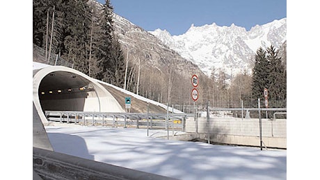 Maltempo in VDA, mezzi e personale Anas al lavoro