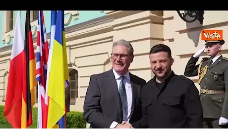 Zelensky riceve a Kiev i leader volenterosi Merz, Starmer, Macron e Tusk