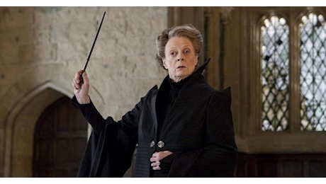 Maggie Smith, morta l'attrice di Harry Potter e Downton Abbey: aveva 89 anni