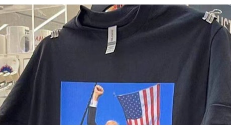 Le magliette con la foto dell'attentato a Trump diventano virali, in Cina oltre duemila ordini in 3 ore