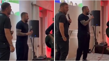 Totti e De Rossi cantano insieme Ci vorrebbe un amico