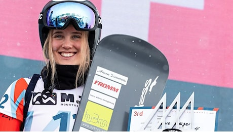 Travolta da una valanga, muore a 26 anni Sophie Hediger, promessa dello snowboard